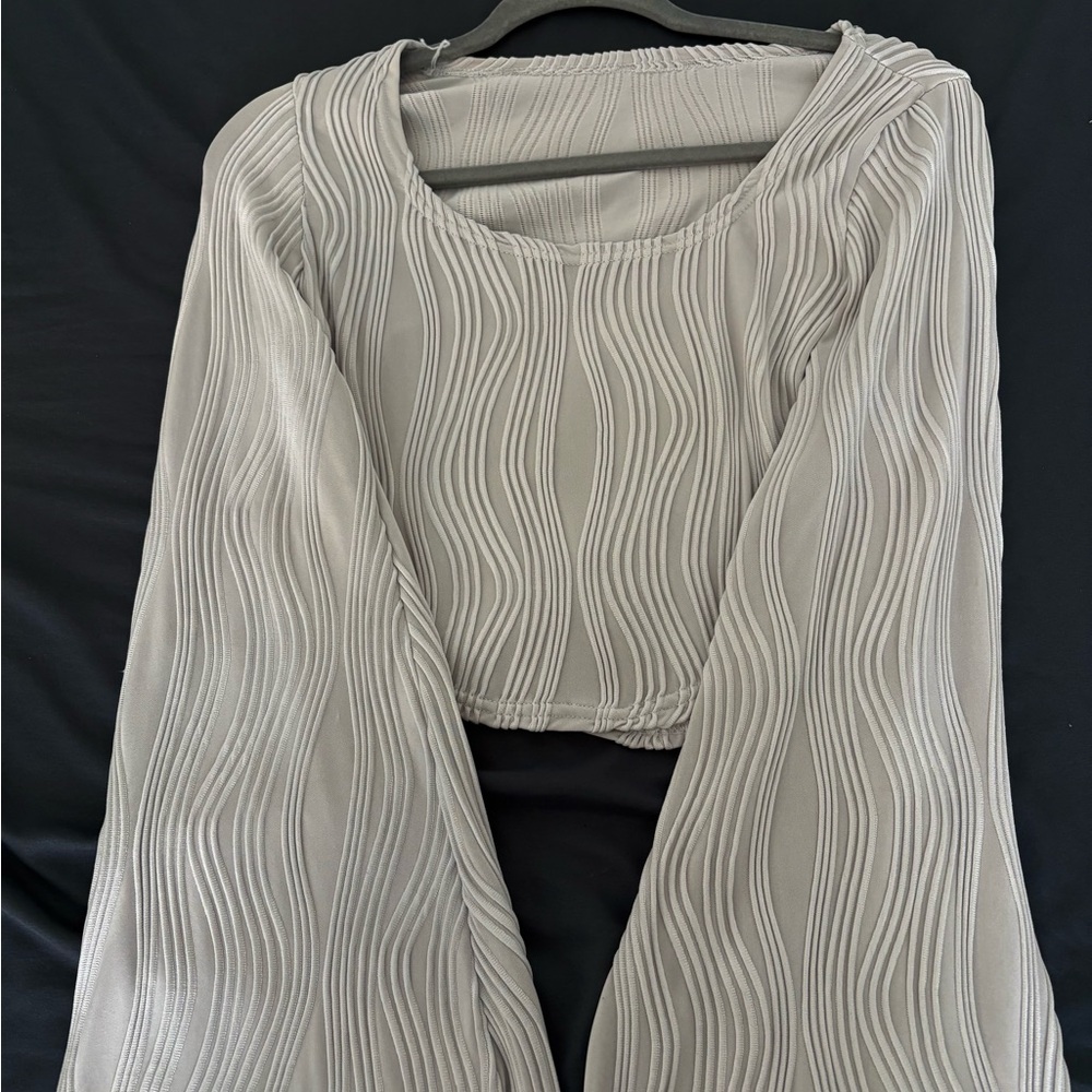 SHEIN Cream Wavy Textured Blouse